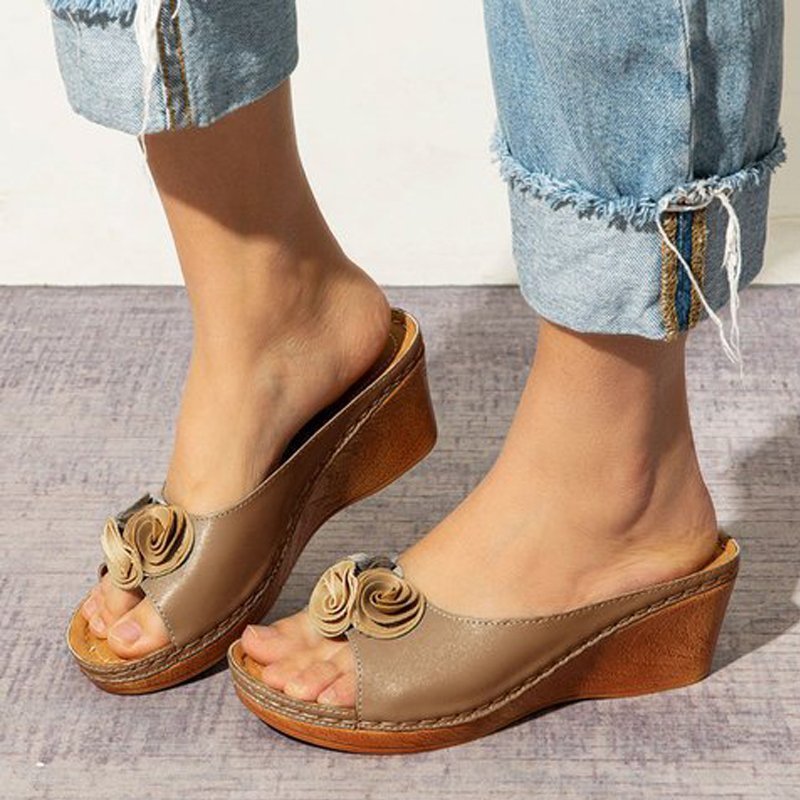 😍Last Day 55% OFF😍-Women's Comfy Leather Solid Flower Strap Wedge Sandals